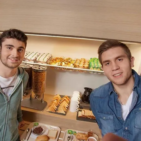 Kyriad Direct Caen Nord Memorial Hotel Saint-Contest