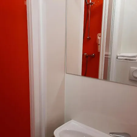 Hotel Kyriad Direct Caen Nord Memorial