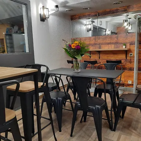 Kyriad Direct Caen Nord Memorial Saint-Contest