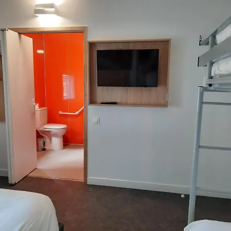 Kyriad Direct Caen Nord Memorial Hotel