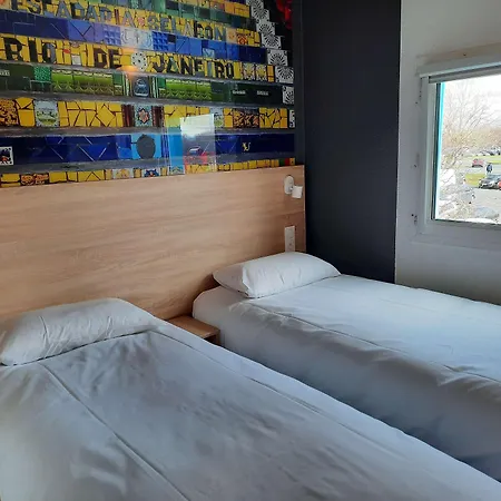 Kyriad Direct Caen Nord Memorial 2*