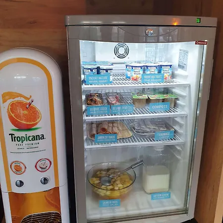 Kyriad Direct Caen Nord Memorial Hotel 2*