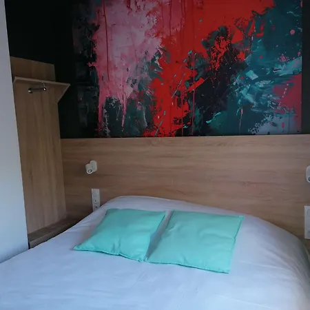 Hotel Kyriad Direct Caen Nord Memorial Saint-Contest