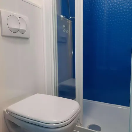 Kyriad Direct Caen Nord Memorial 2* Saint-Contest