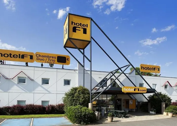 Kyriad Direct Caen Nord Memorial 2* Saint-Contest