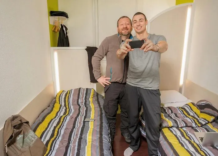 Kyriad Direct Caen Nord Memorial 2*