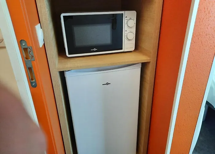 Hotel Kyriad Direct Caen Nord Memorial Saint-Contest