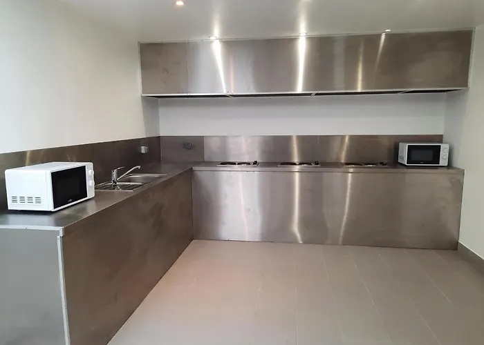 Hotel Kyriad Direct Caen Nord Memorial 2*