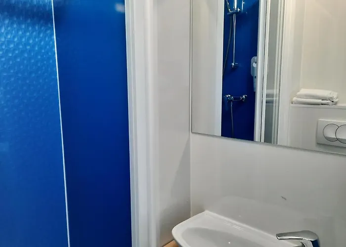 Kyriad Direct Caen Nord Memorial 2*