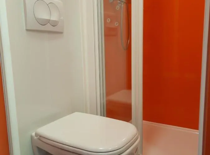 Kyriad Direct Caen Nord Memorial Hotel