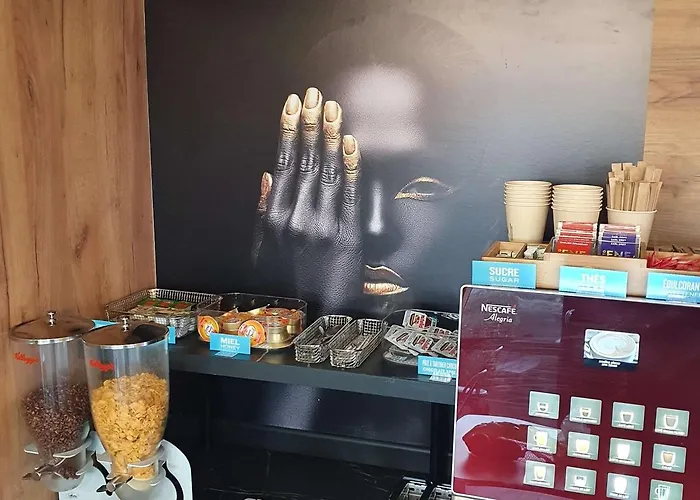 Kyriad Direct Caen Nord Memorial 2*