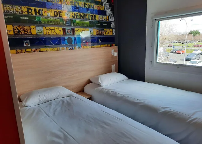 Kyriad Direct Caen Nord Memorial 2*