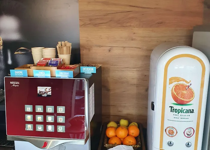 Hotel Kyriad Direct Caen Nord Memorial